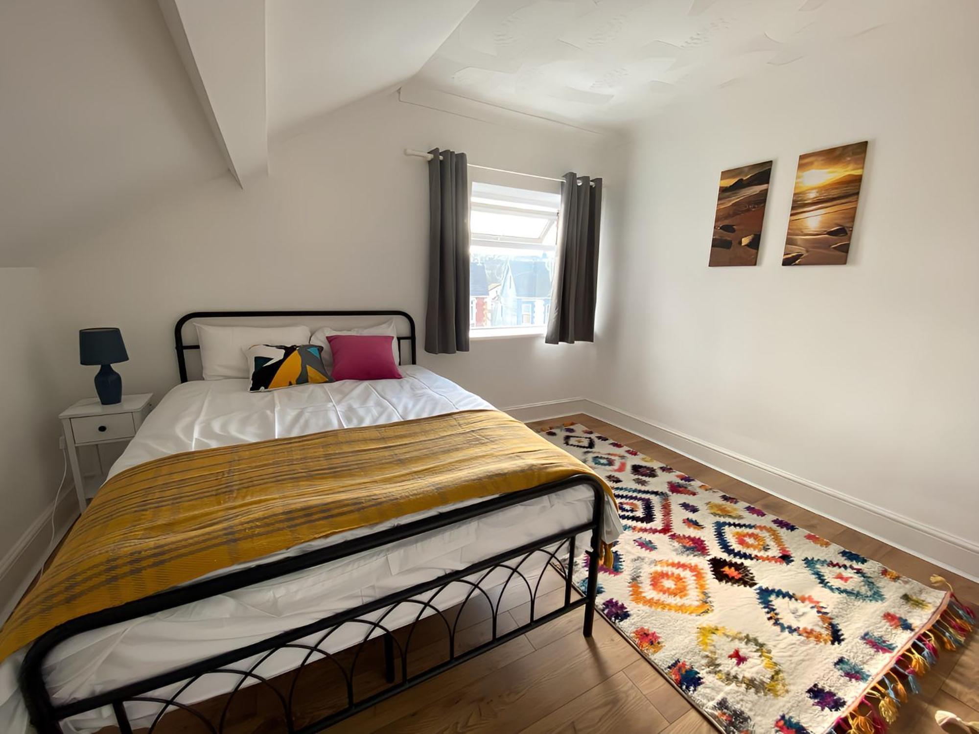 4-Bedroom Home - Perfect For Those Working In Bridgend - By Tailored Accommodation ภายนอก รูปภาพ